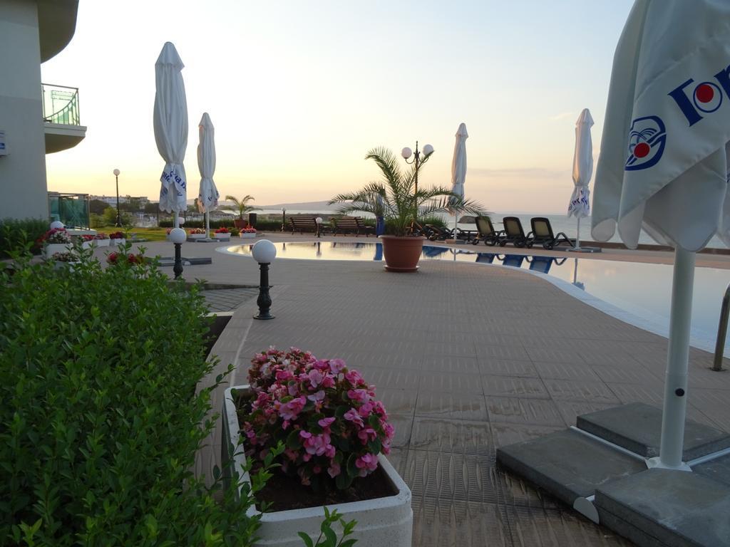 Alexander Lozenets Beach Complex Apartment Luaran gambar